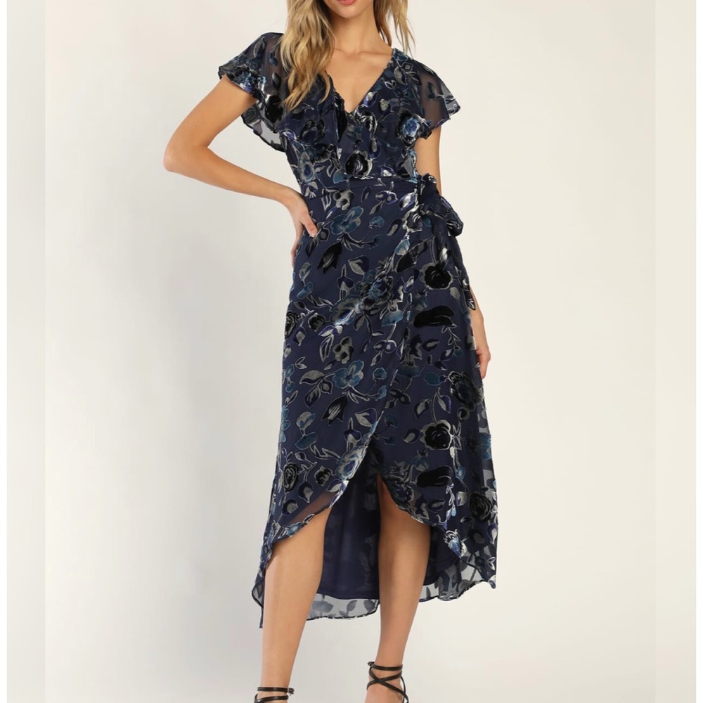 Lulus Floral Velvet Burnout Wrap Midi Dress Size M V-Neck Belted Party Formal
